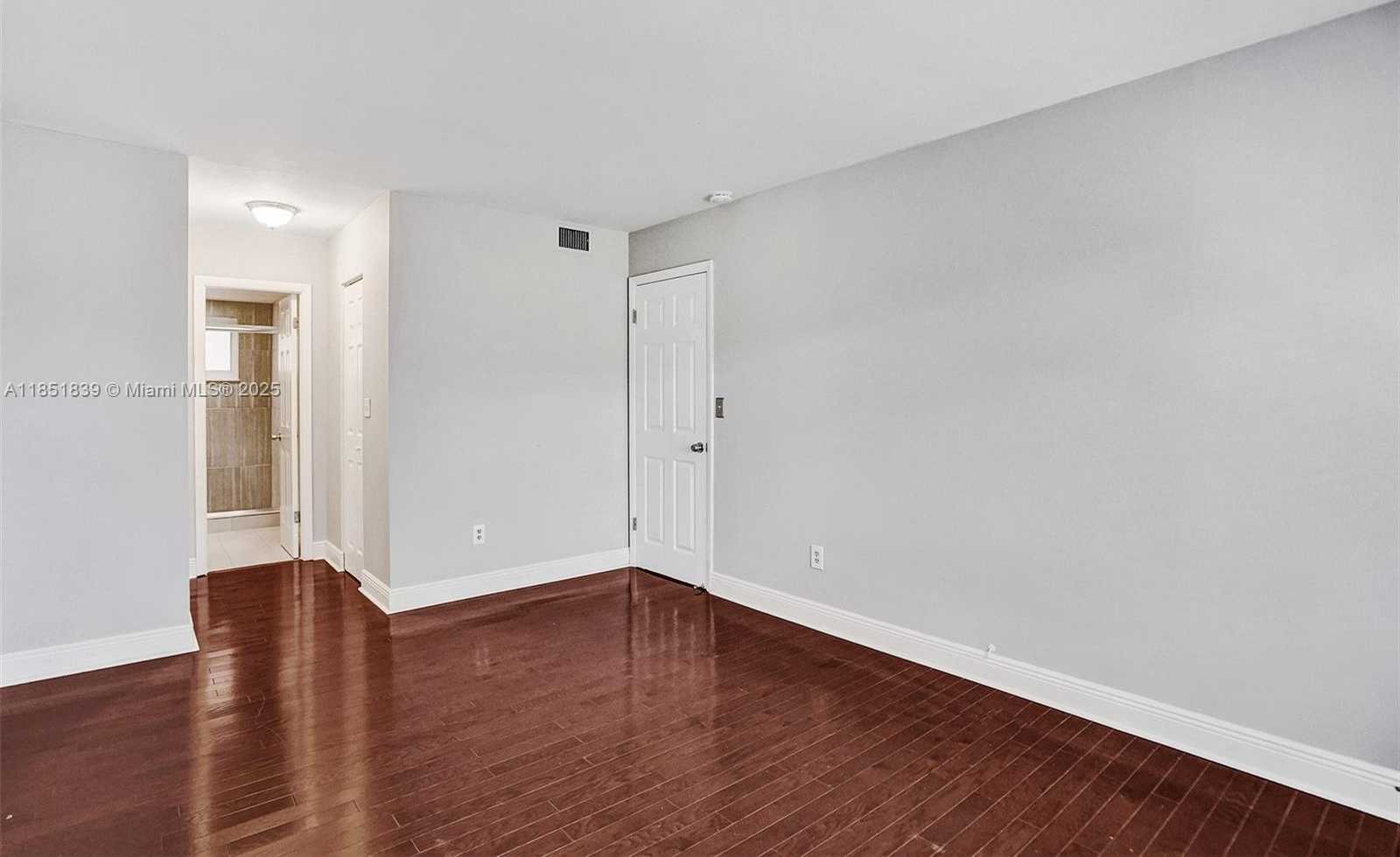 Small Image of 7840 CAMINO REAL #P-111, Miami Number 6