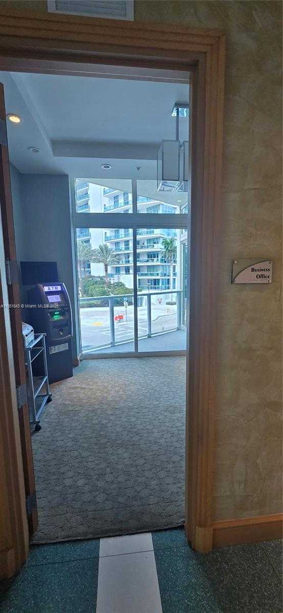 Small Image of 218 SOUTH EAST 14TH ST #1008, Miami Number 4
