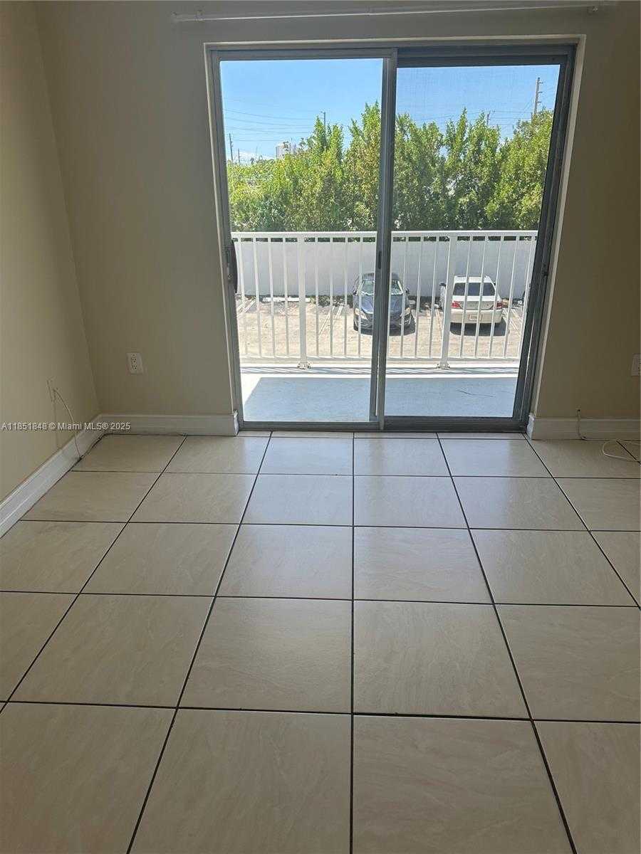 Small Image of 16465 NORTH EAST 22ND AVE #212, North Miami Beach Number 6