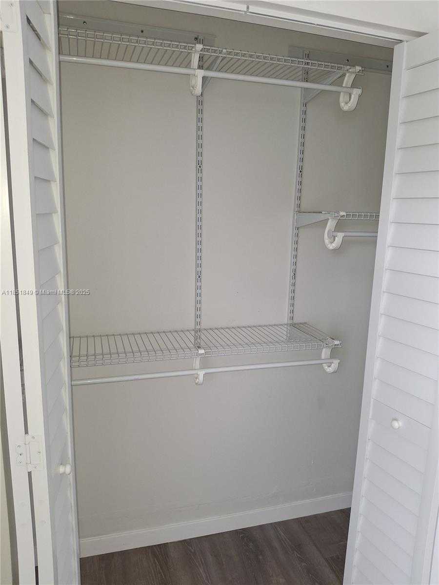 Small Image of 1260 NORTH WEST 45TH ST, Miami Number 13