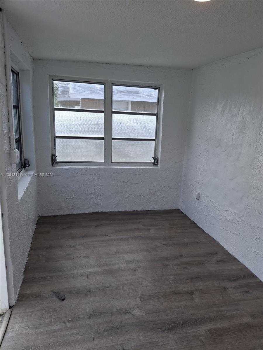 Small Image of 1260 NORTH WEST 45TH ST, Miami Number 2