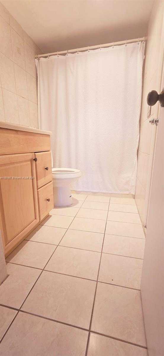 Small Image of 3020 MARCOS DR #S312, Aventura Number 13