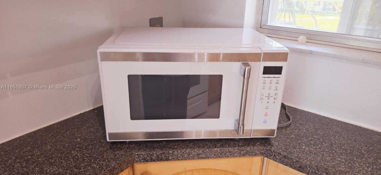 Small Image of 3020 MARCOS DR #S312, Aventura Number 14