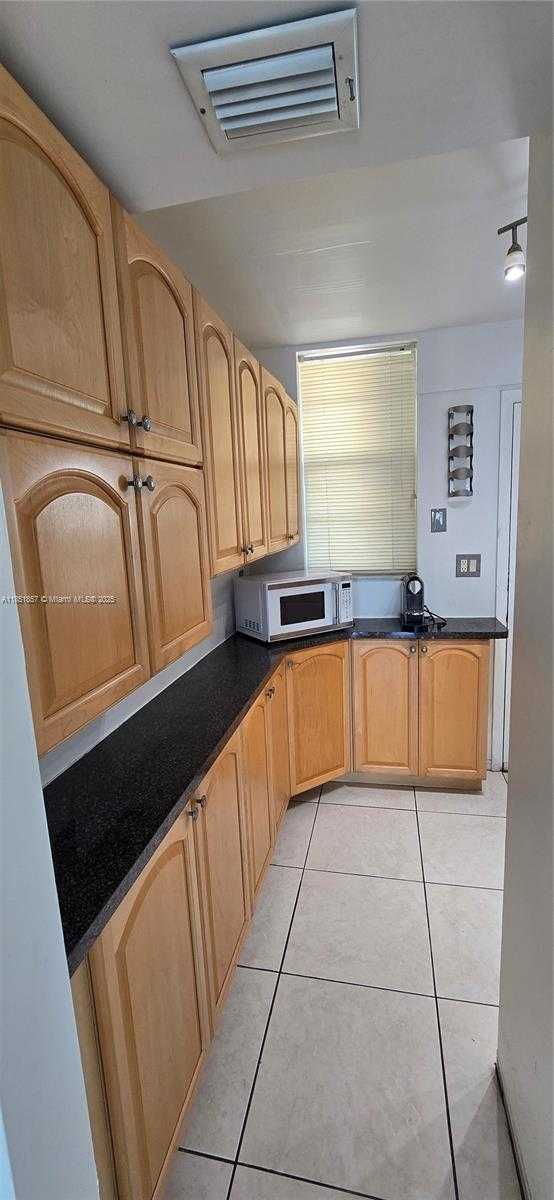 Small Image of 3020 MARCOS DR #S312, Aventura Number 5