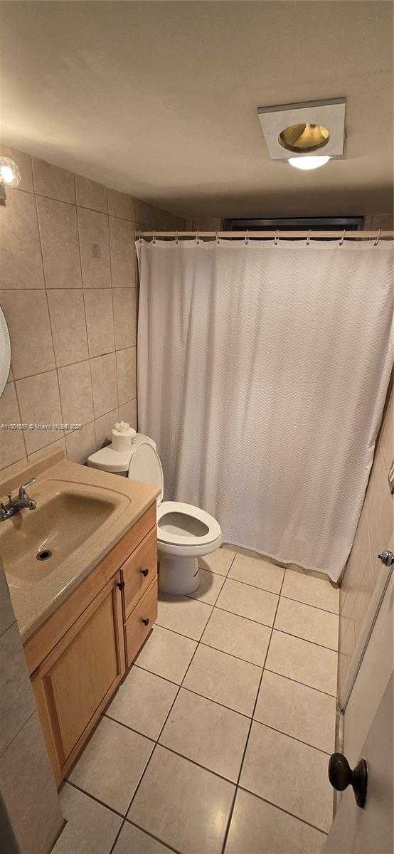 Small Image of 3020 MARCOS DR #S312, Aventura Number 7