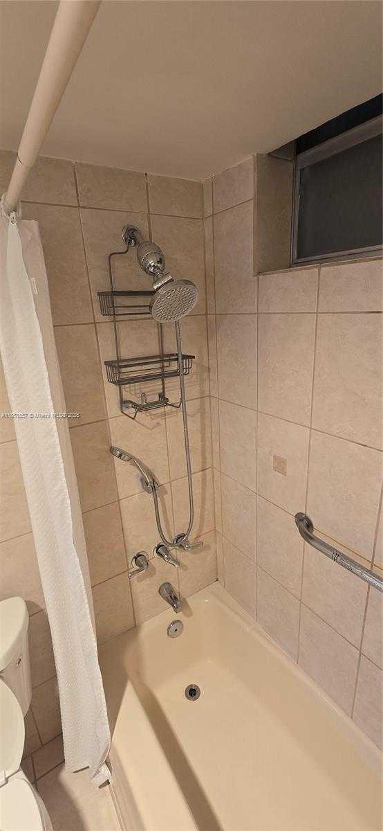 Small Image of 3020 MARCOS DR #S312, Aventura Number 8
