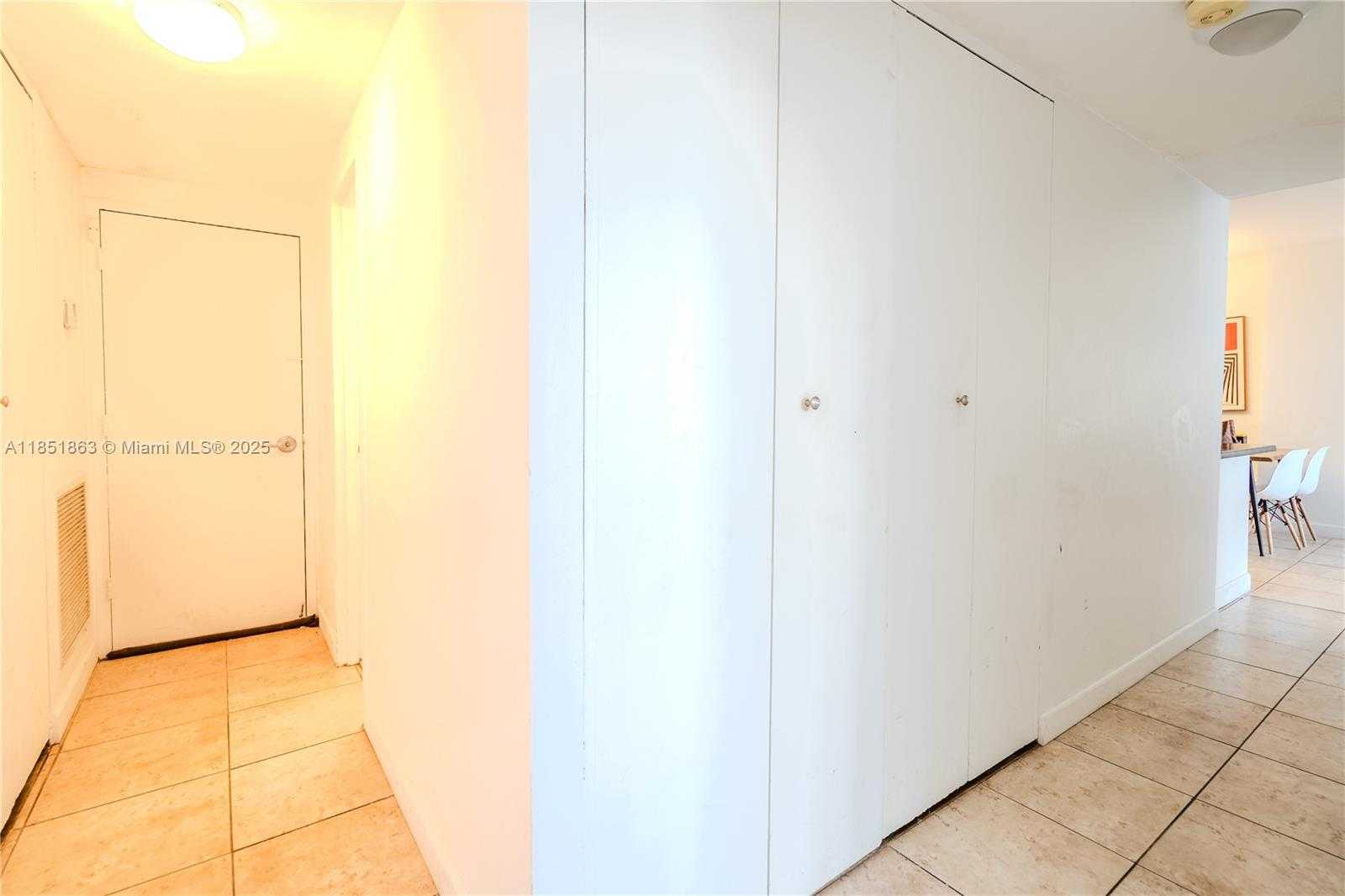 Small Image of 7441 WAYNE AVE #2H, Miami Beach Number 12