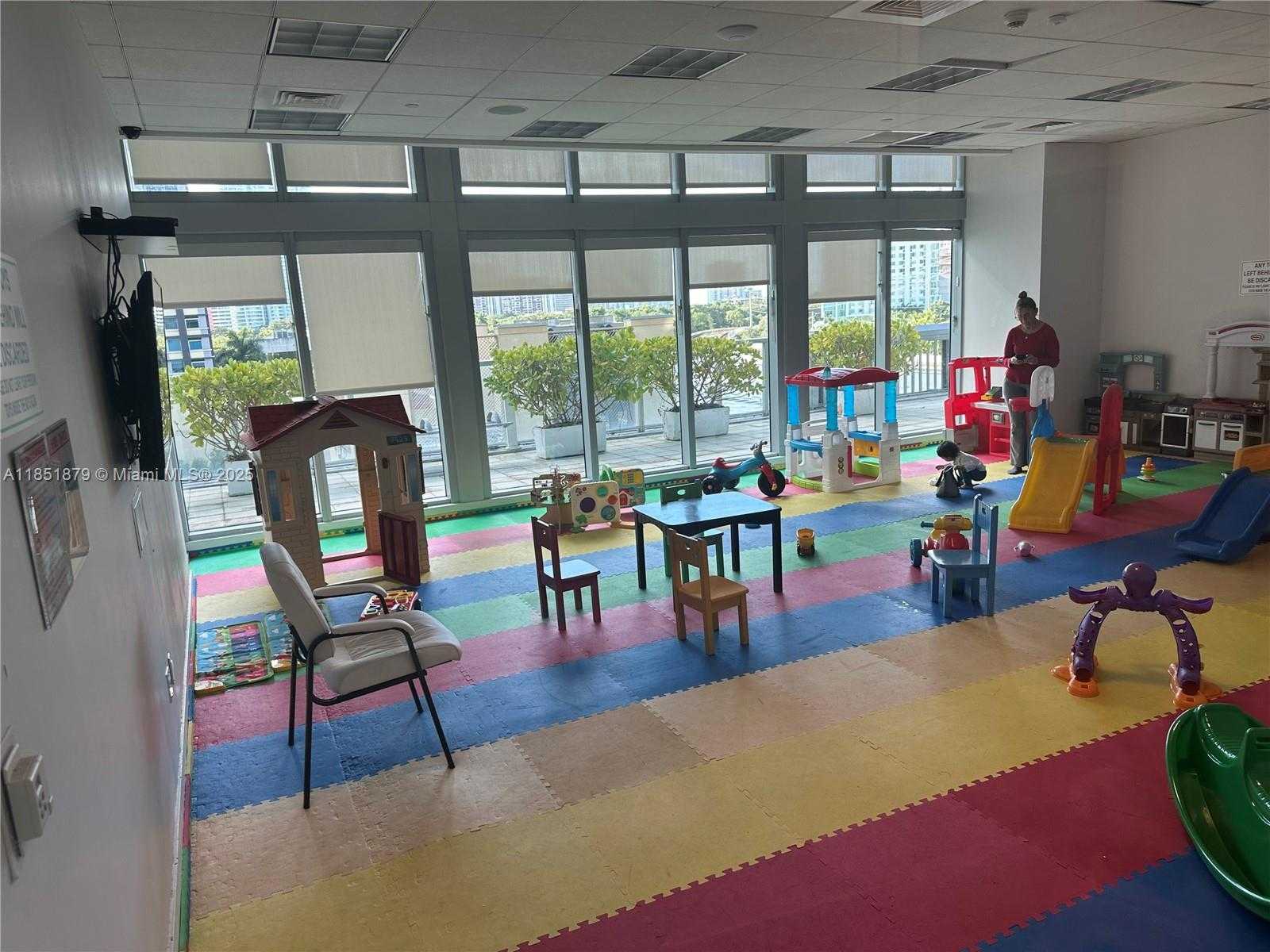 Small Image of 1111 SOUTH WEST 1ST AVE #2520-N, Miami Number 24