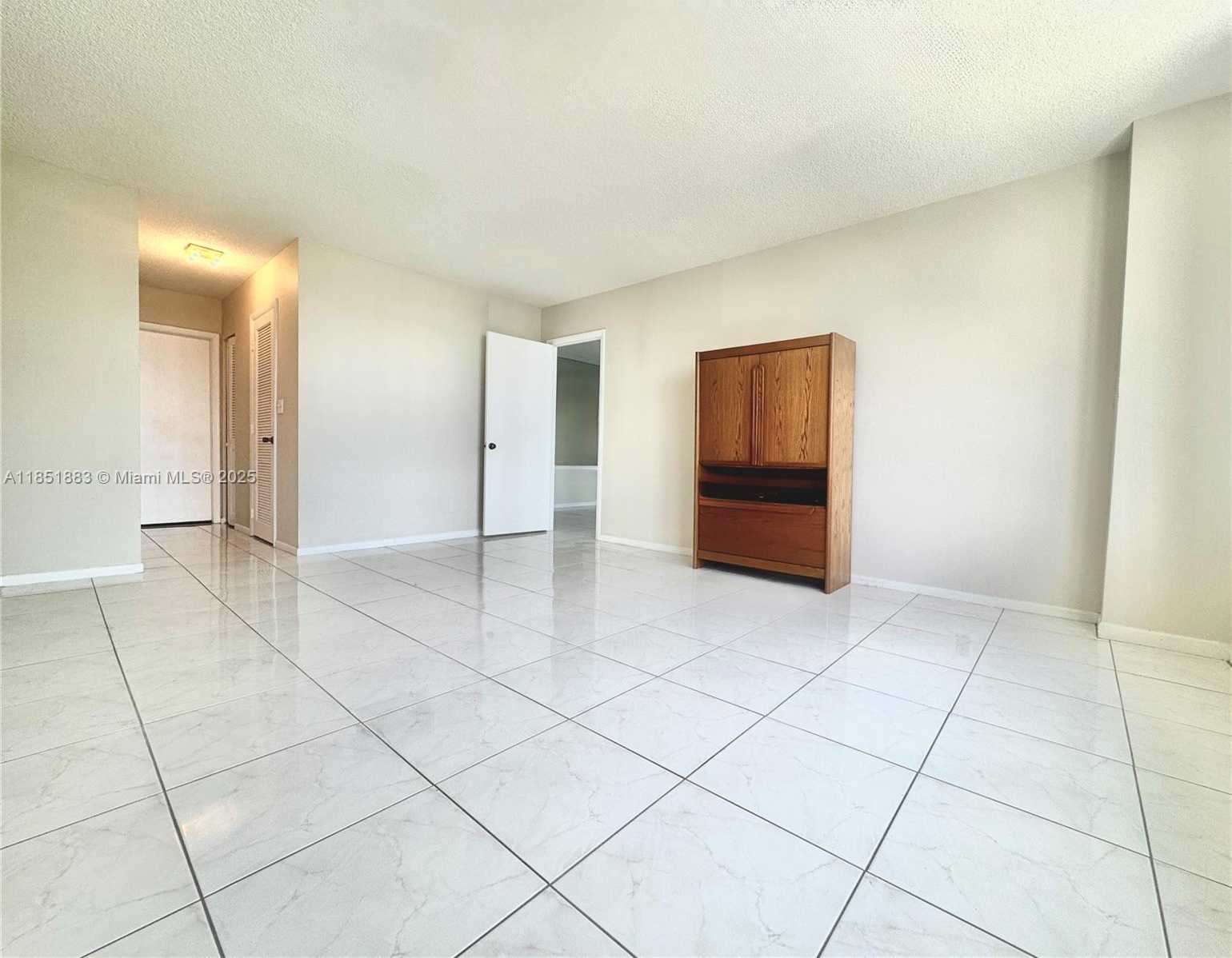 Small Image of 3800 SOUTH OCEAN DR #1209, Hollywood Number 11
