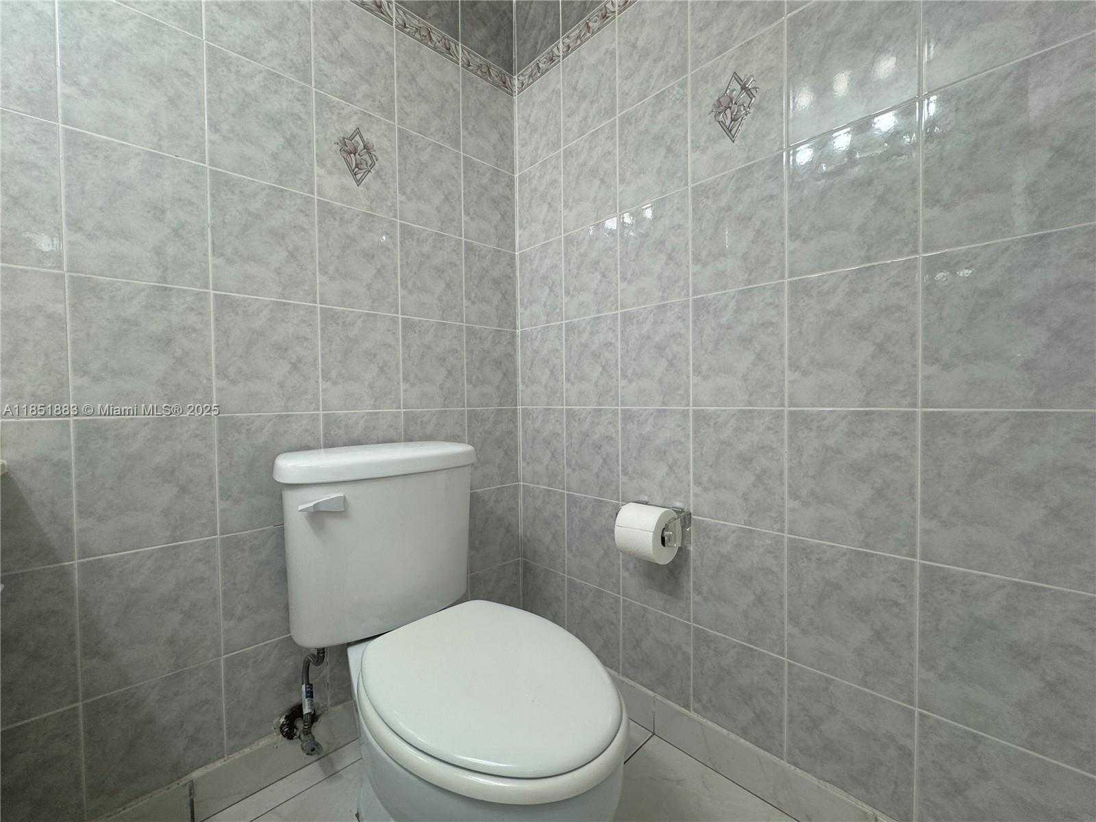Small Image of 3800 SOUTH OCEAN DR #1209, Hollywood Number 14
