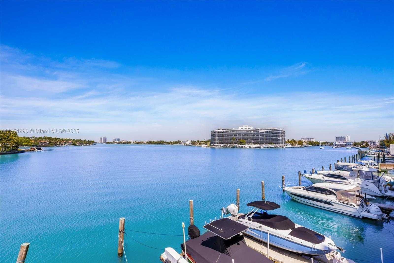 Small Image of 6770 INDIAN CREEK DR #5A, Miami Beach Number 2