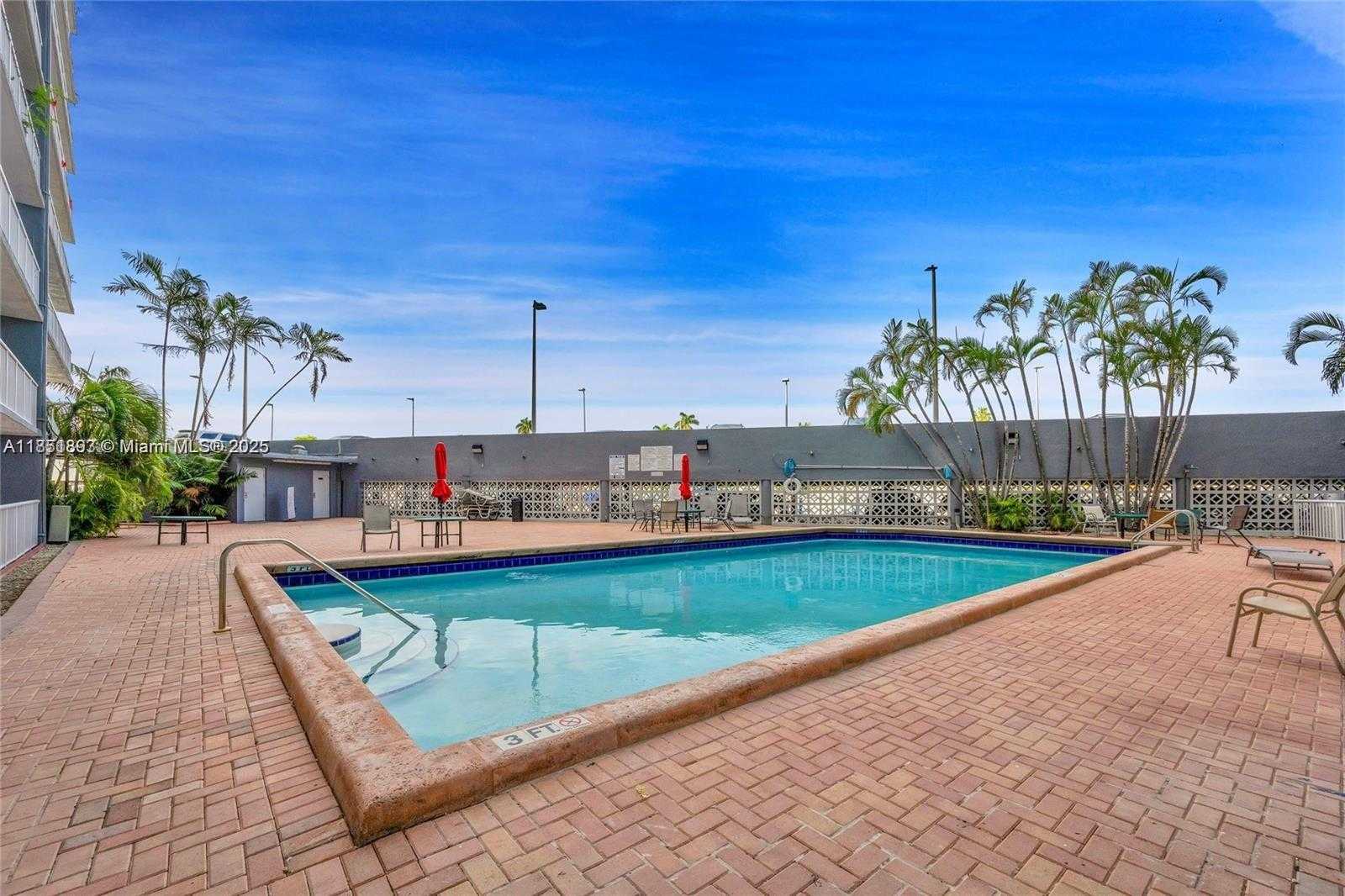 Small Image of 1800 NORTH WEST 24TH AVE #608, Miami Number 3