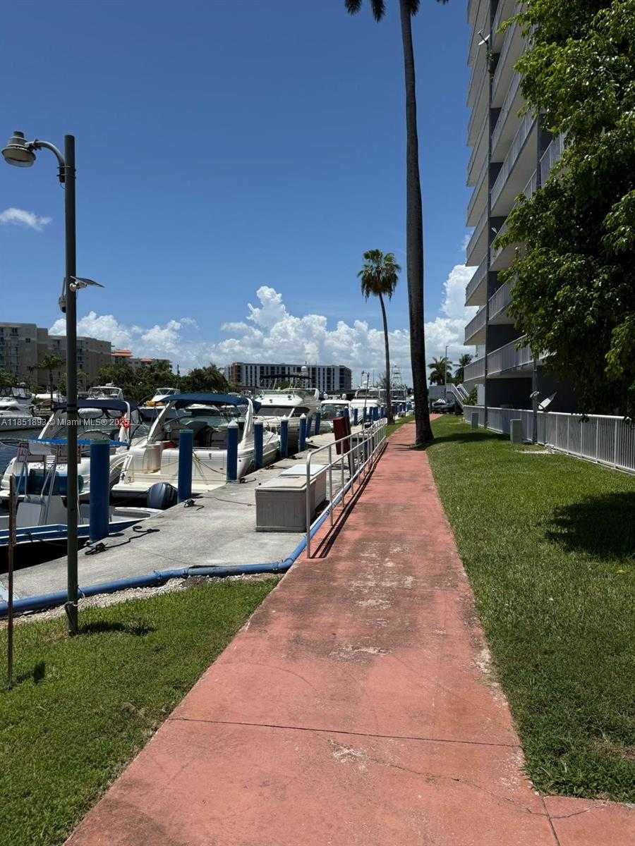 Small Image of 1800 NORTH WEST 24TH AVE #608, Miami Number 4