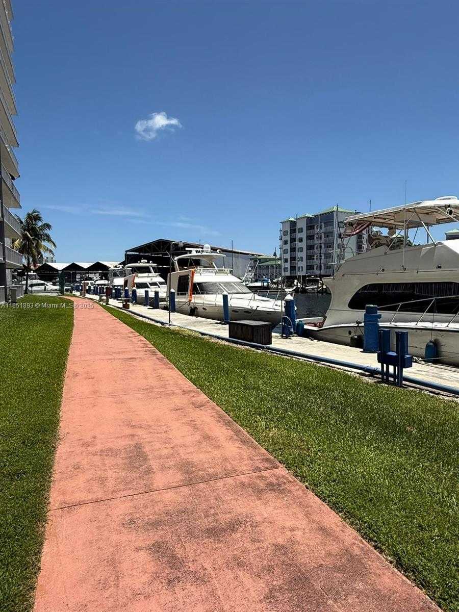 Small Image of 1800 NORTH WEST 24TH AVE #608, Miami Number 6
