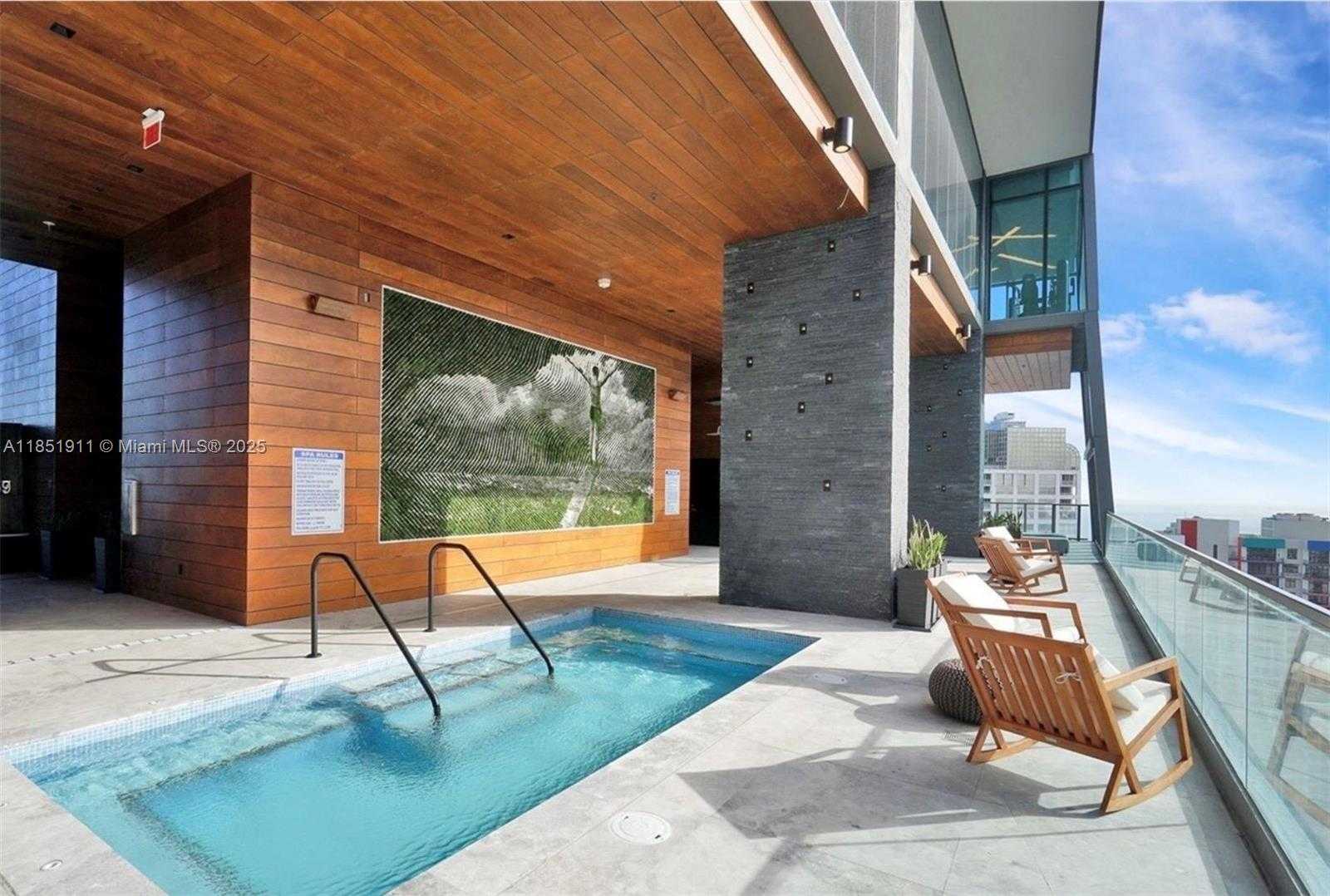 Small Image of 1451 BRICKELL AVE #2306, Miami Number 10
