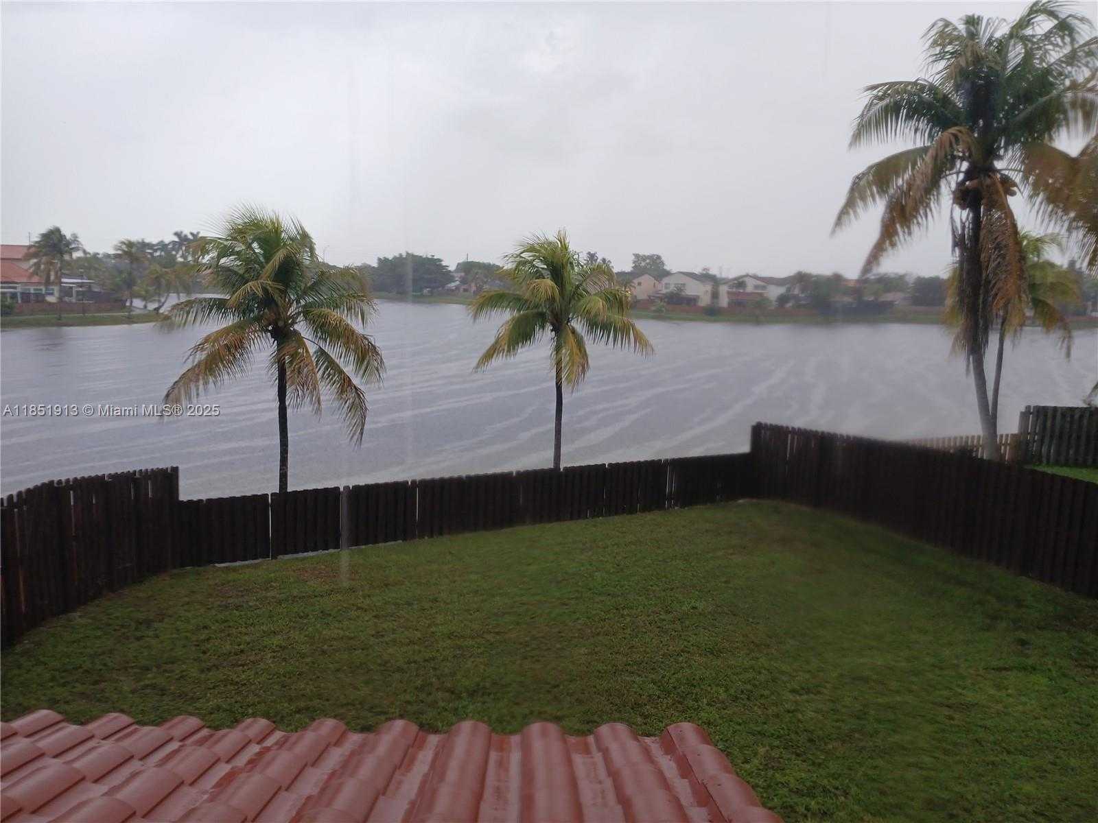 Small Image of 1070 SOUTH WEST 135TH PL, Miami Number 29