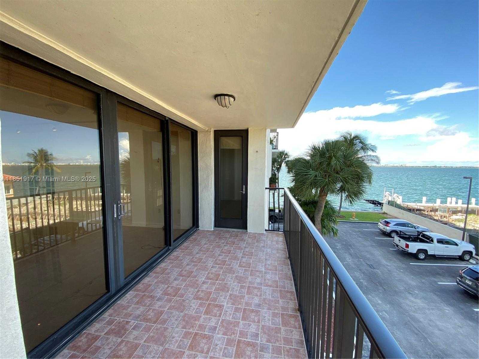 Small Image of 801 NORTH VENETIAN DRIVE #202, Miami Number 23