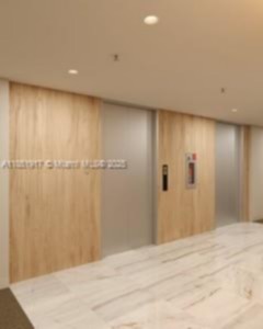 Small Image of 801 NORTH VENETIAN DRIVE #202, Miami Number 45