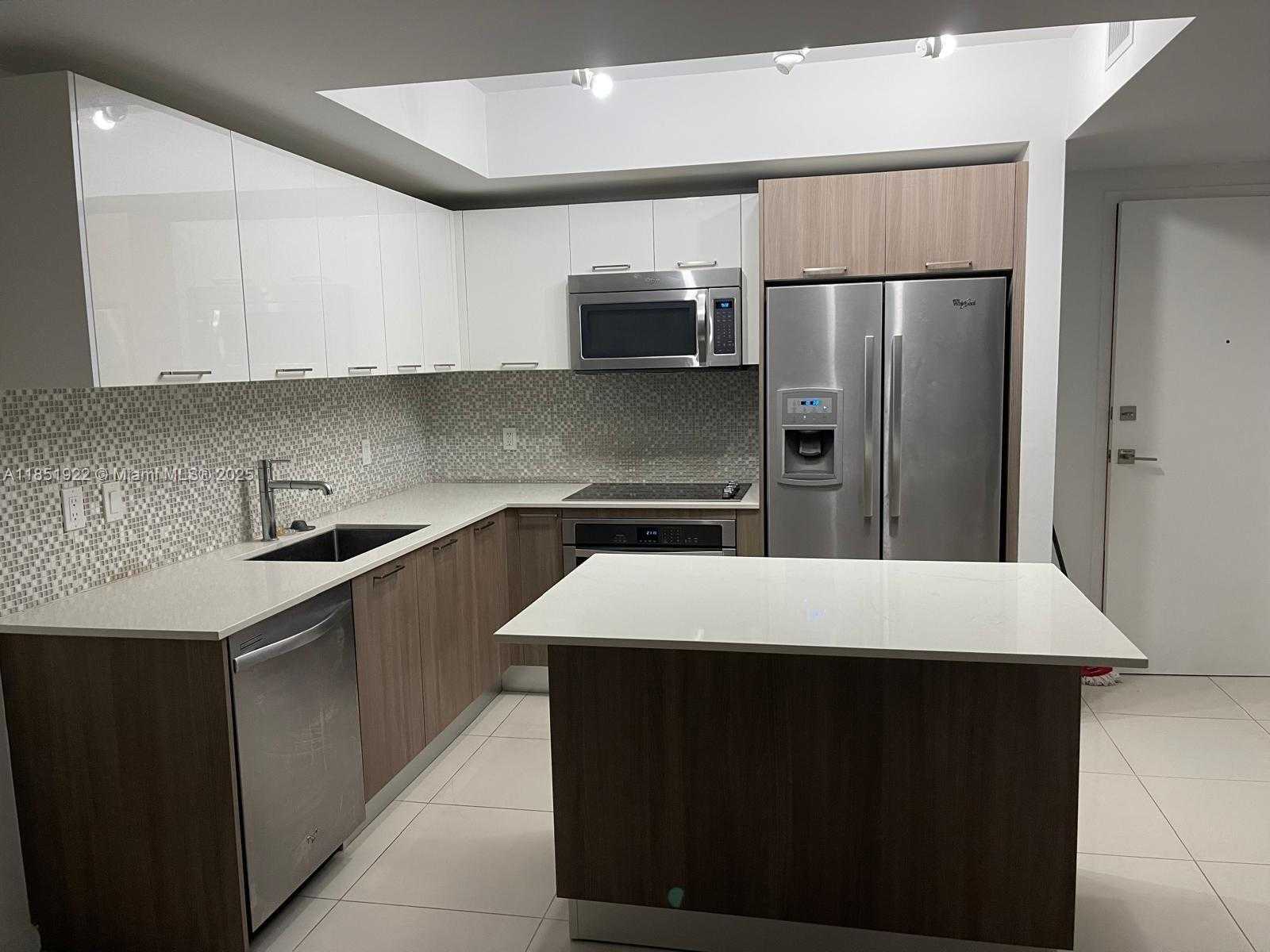 Small Image of 5252 NORTH WEST 85TH AVE #1809, Doral Number 2