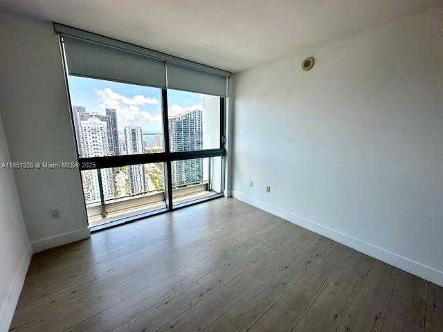Small Image of 92 SOUTH WEST 3RD ST #4401, Miami Number 18