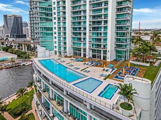Small Image of 92 SOUTH WEST 3RD ST #4401, Miami Number 2