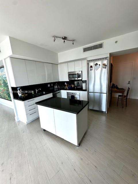 Small Image of 92 SOUTH WEST 3RD ST #4401, Miami Number 8