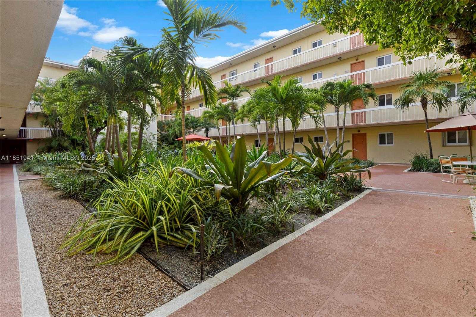 Small Image of 7815 CAMINO REAL #I101, Miami Number 15
