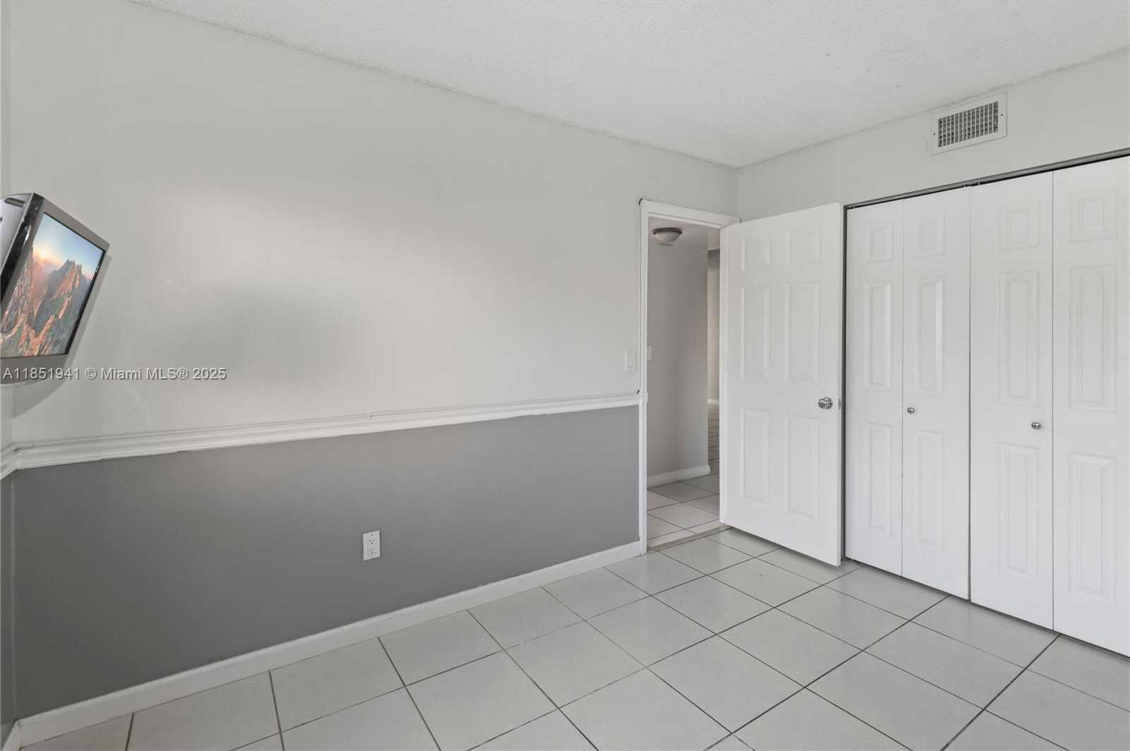 Small Image of 7815 CAMINO REAL #I101, Miami Number 8