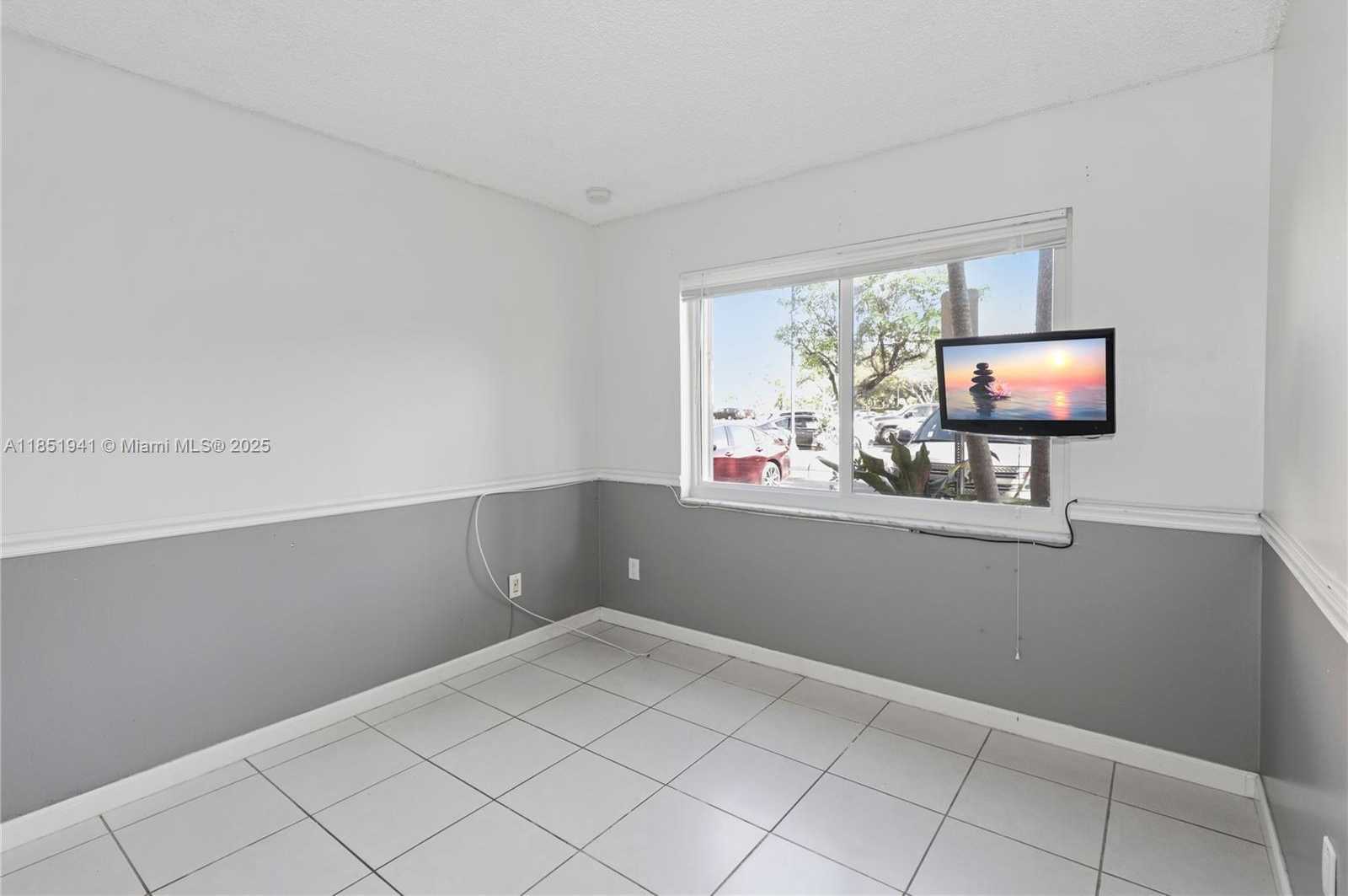 Small Image of 7815 CAMINO REAL #I101, Miami Number 9