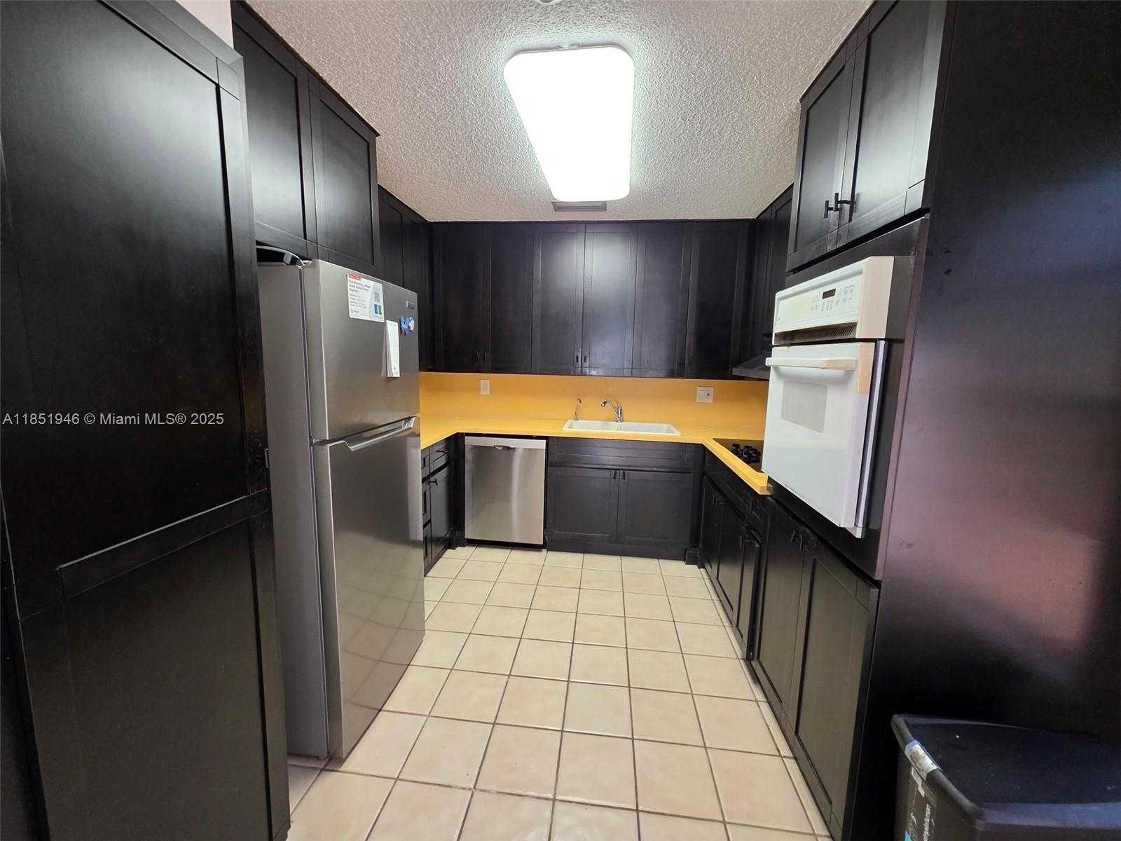 Small Image of 2320 DOVER #2320, Weston Number 11