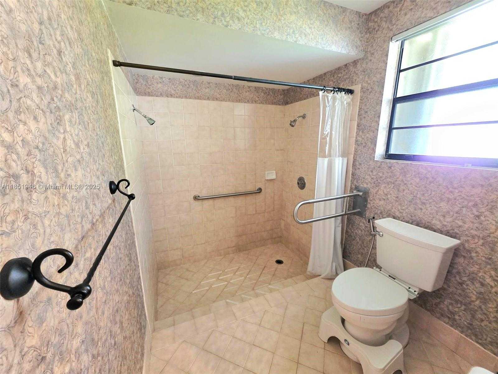 Small Image of 2320 DOVER #2320, Weston Number 29