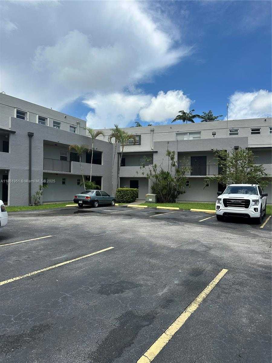 Small Image of 230 NORTH WEST 87TH AVE #I111, Miami Number 2