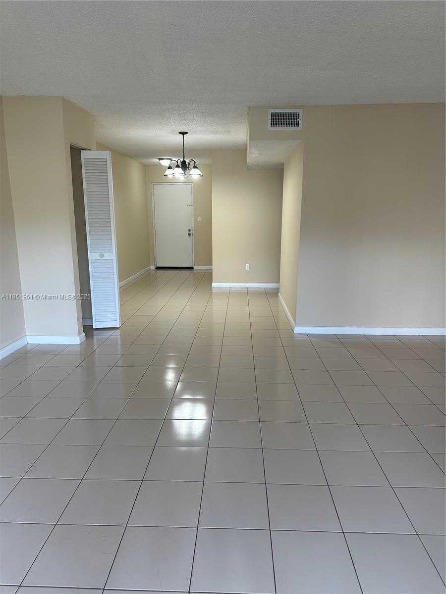 Small Image of 230 NORTH WEST 87TH AVE #I111, Miami Number 5
