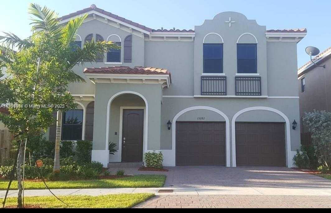 Small Image of 15282 SOUTH WEST 173RD LN, Miami Number 2
