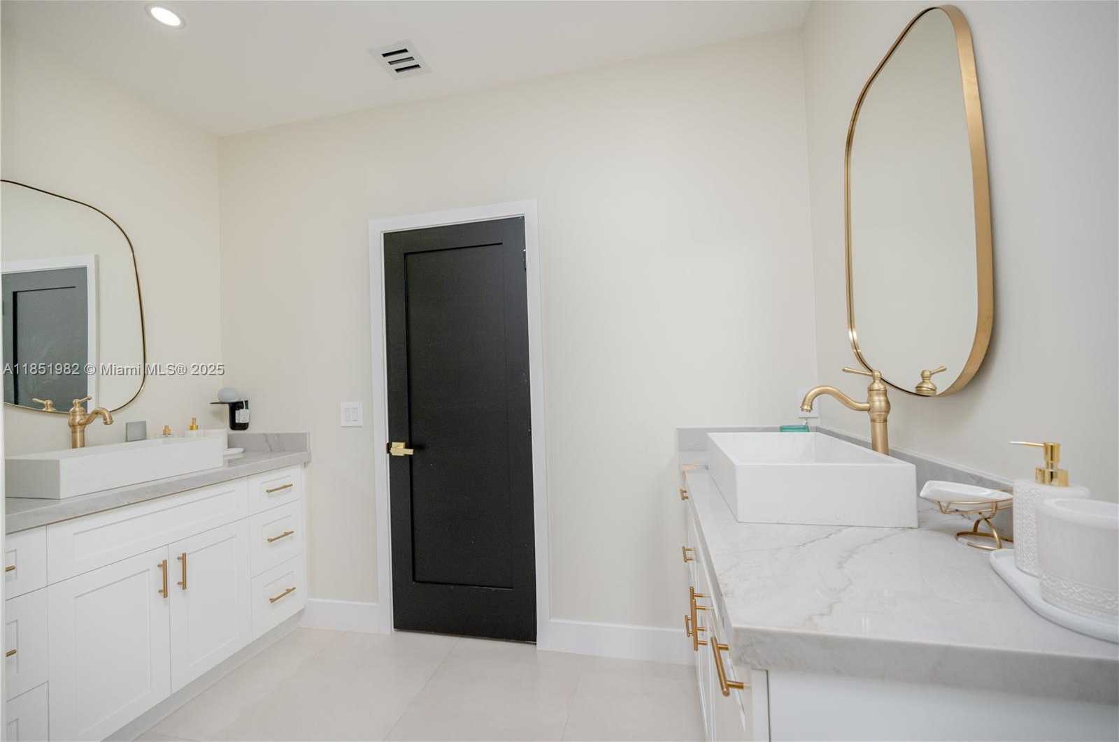 Small Image of 15282 SOUTH WEST 173RD LN, Miami Number 21