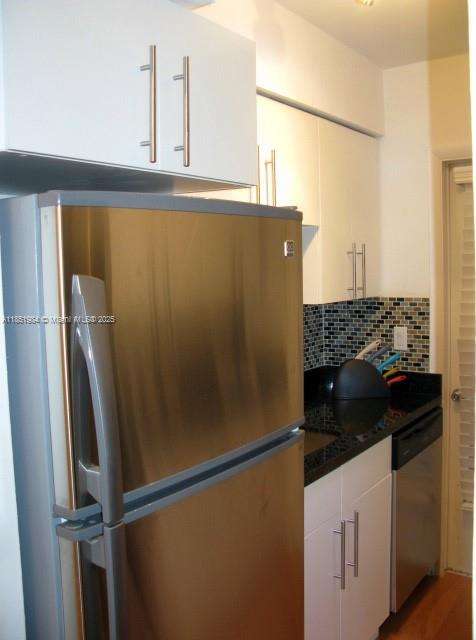 Small Image of 921 MERIDIAN AVE #9, Miami Beach Number 8