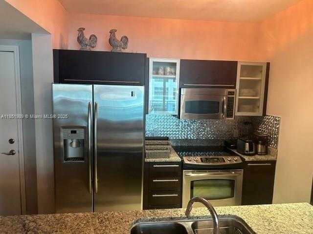 Small Image of 950 BRICKELL BAY DR #2104, Miami Number 10