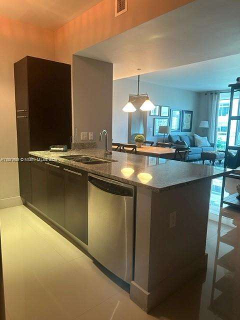 Small Image of 950 BRICKELL BAY DR #2104, Miami Number 12