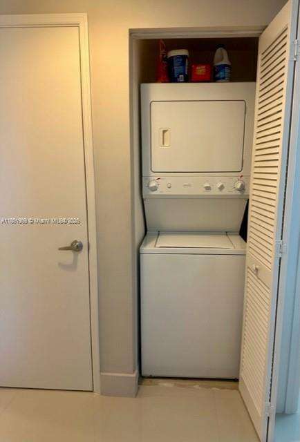 Small Image of 950 BRICKELL BAY DR #2104, Miami Number 14
