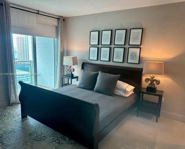 Small Image of 950 BRICKELL BAY DR #2104, Miami Number 15