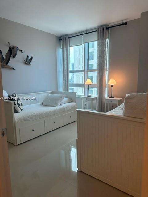 Small Image of 950 BRICKELL BAY DR #2104, Miami Number 21