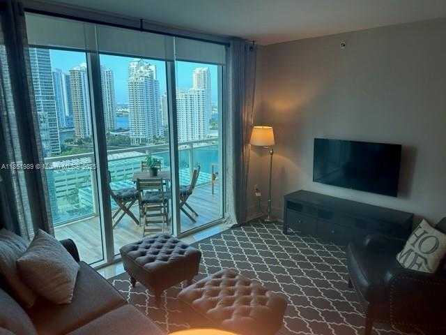 Small Image of 950 BRICKELL BAY DR #2104, Miami Number 3