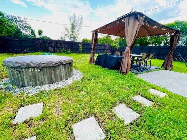 Small Image of 1170 NORTH WEST 142ND ST, Miami Number 4