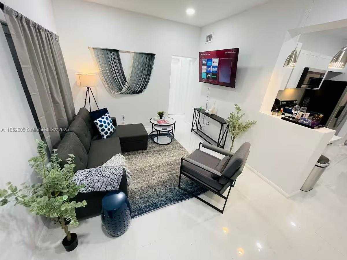 Small Image of 1170 NORTH WEST 142ND ST, Miami Number 7