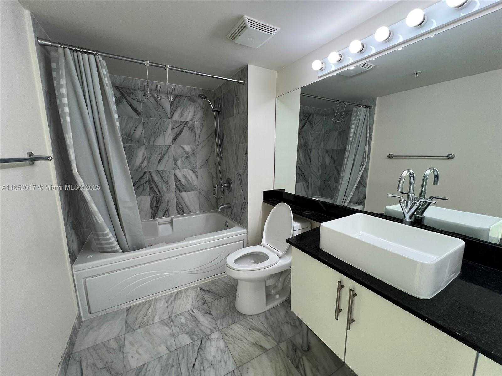 Small Image of 31 SOUTH EAST 5TH ST #3208, Miami Number 19