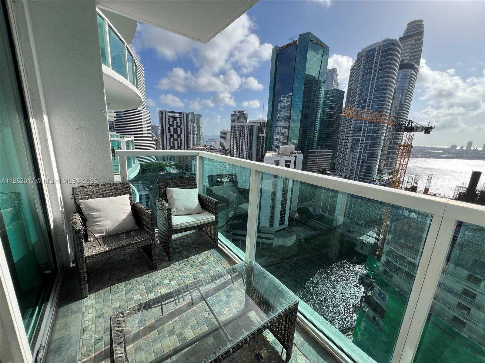 Small Image of 31 SOUTH EAST 5TH ST #3208, Miami Number 22