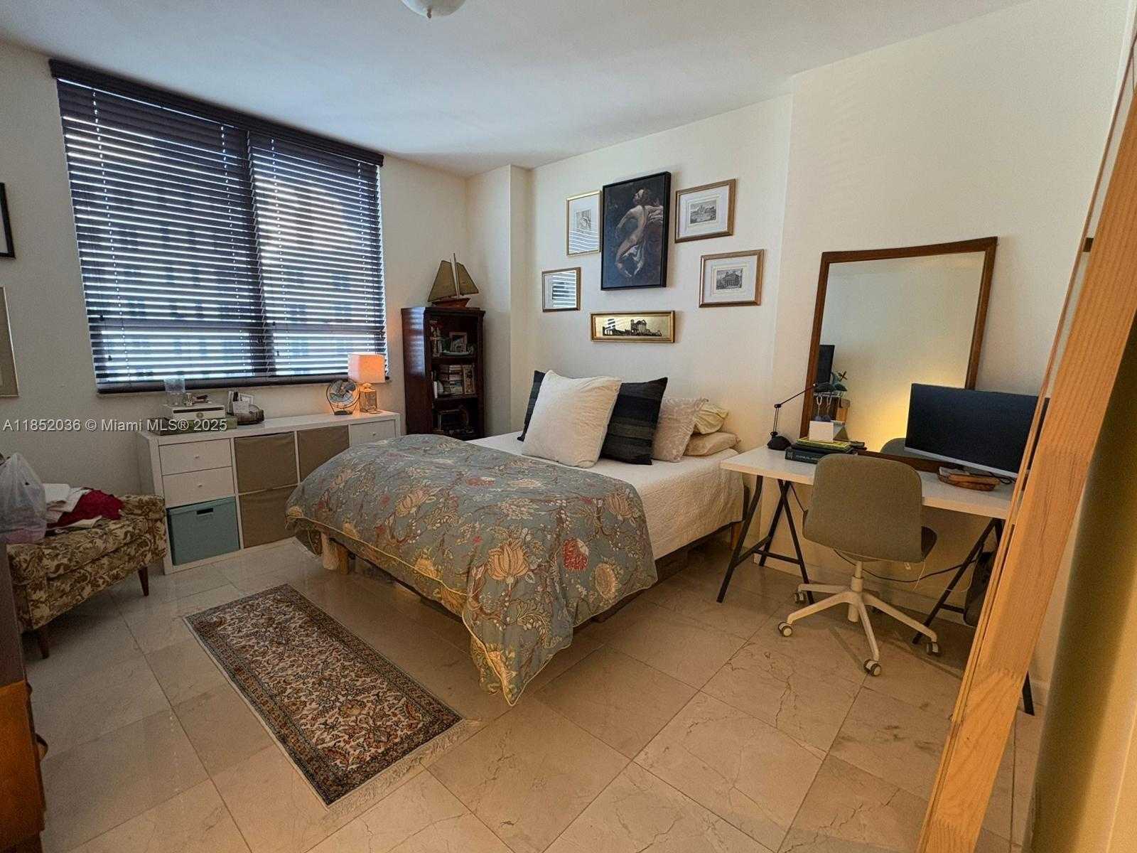 Small Image of 801 BRICKELL KEY BLVD #2207, Miami Number 7