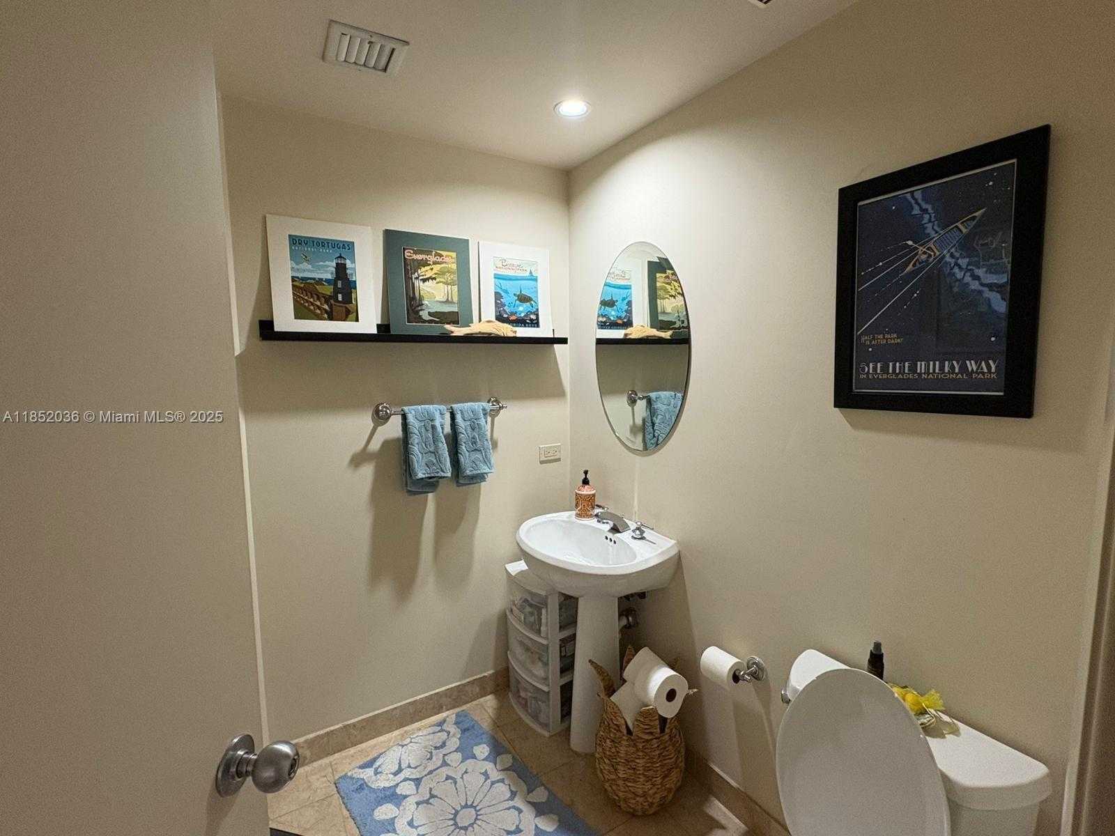 Small Image of 801 BRICKELL KEY BLVD #2207, Miami Number 9