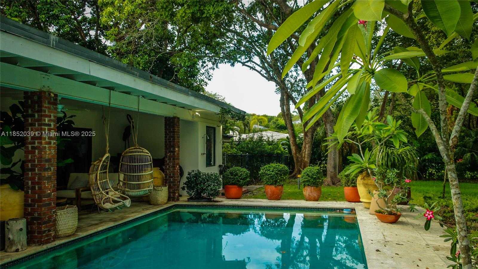 Small Image of 10700 OLD CUTLER RD, Coral Gables Number 16