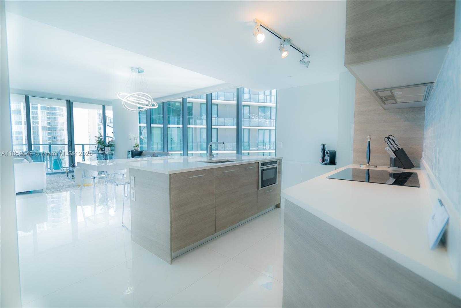 Small Image of 650 NORTH EAST 32ND ST #1701, Miami Number 2